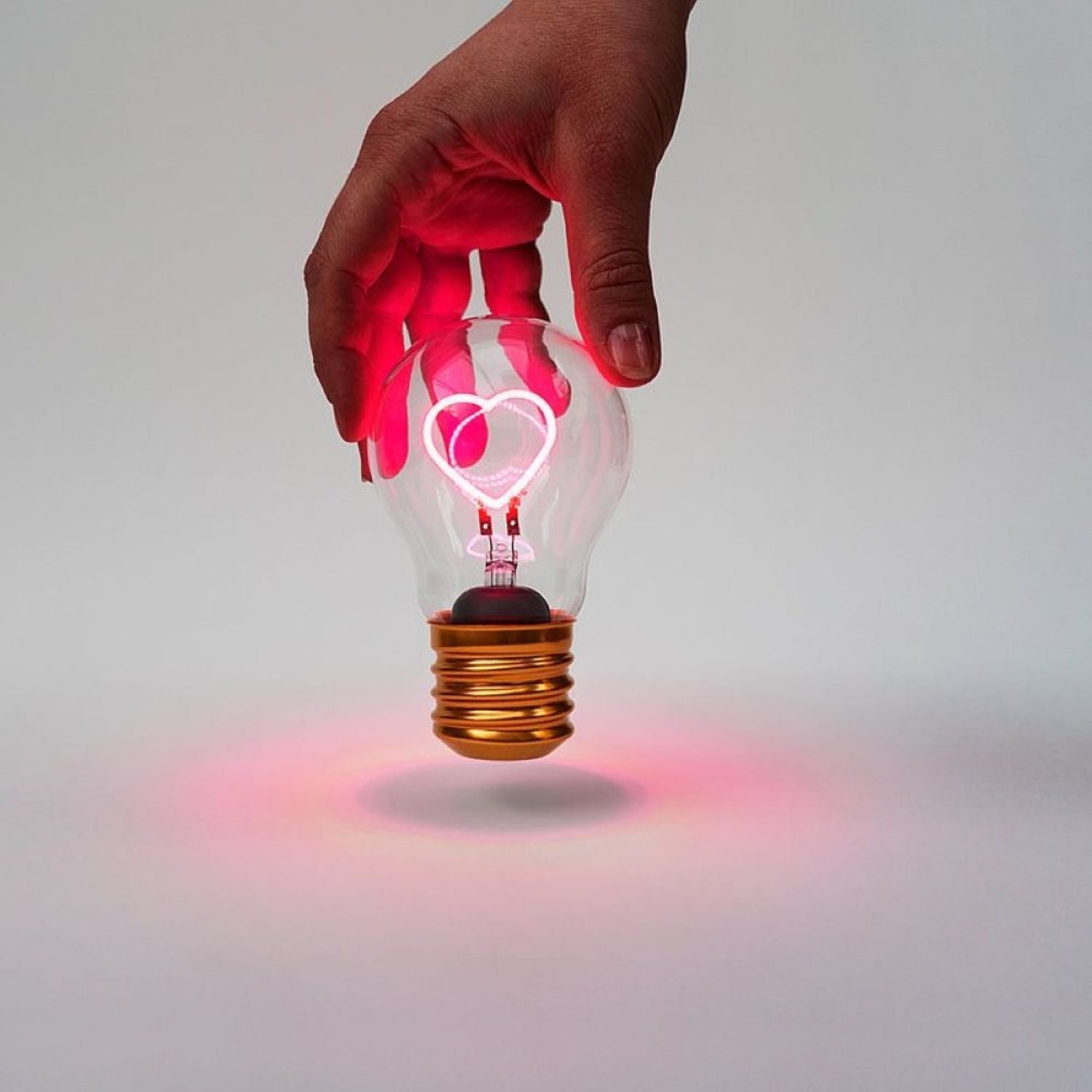 Heart cordless lightbulb